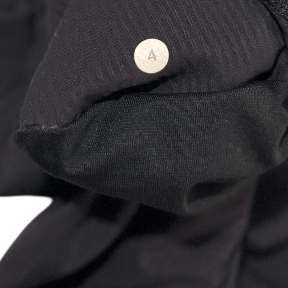 Lululemon Dance Studio Crop Pants Womens 4 Capri 18" Charcoal Black Pinstripe - Picture 5 of 6